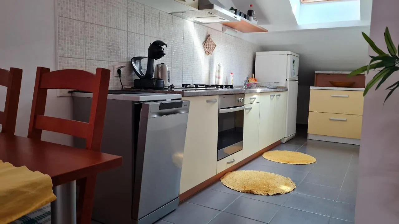 Apartman Bella Cres Apartment
